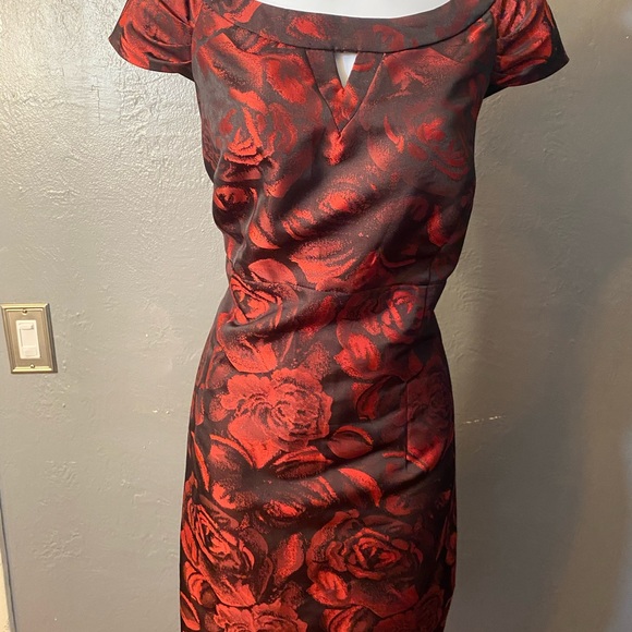 LIZ CLAIBORNE Black and red jacquard Rose Pattern Dress - Picture 13 of 16